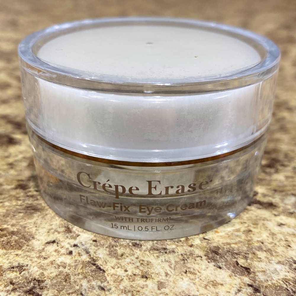 Crépe Erase Eye cream